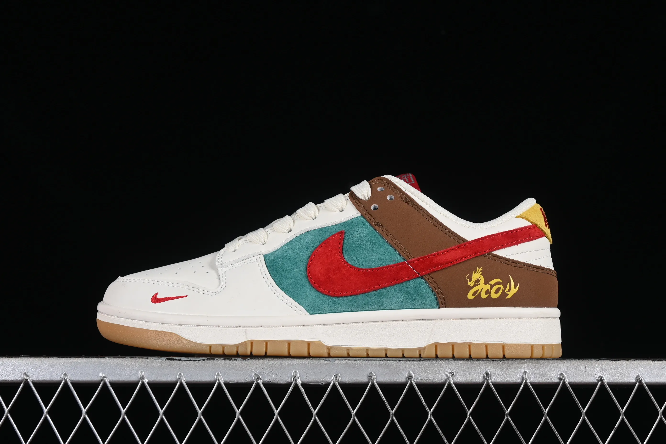All categories Nk SB Dunk Series Nk SB Dunk Low High-end customized low-top sneakers Nk SB Dunk Low Chinese New Year Limited-Colorful Lucky Clouds Anniversary high-end customized low-top casual sneakers GJ8309-933